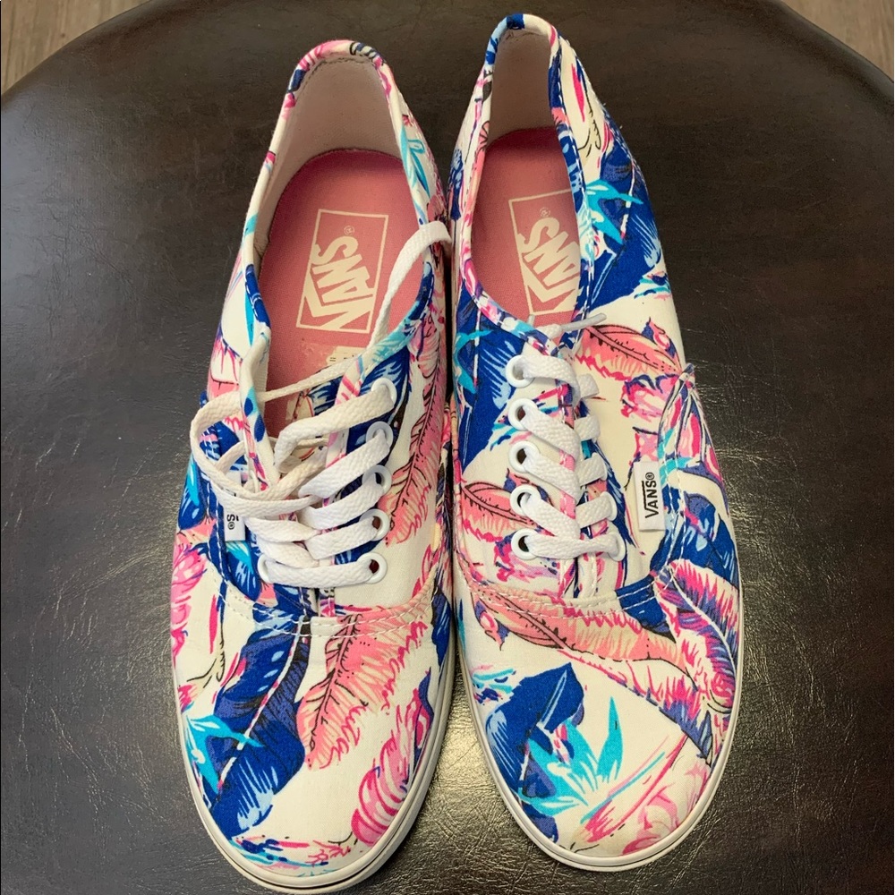 Women floral tennis shoe vans